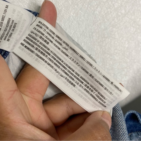 Hollister High Rise Short Short Size 1 - Picture 5 of 7